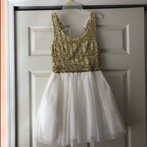 gold & white dress